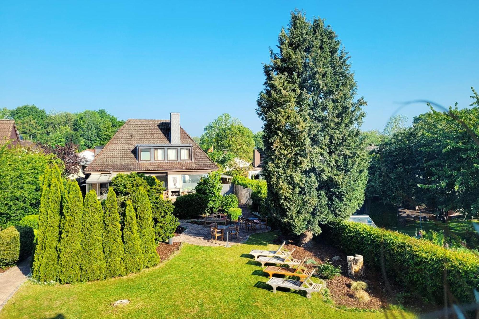 Strandnahe Ferienwohnung - Sehr Modern Und Hochwertig Eingerichtet, Inklusive Parkplatz, Gartenzugang Und Fahrradunterstellmoeglichkeit Scharbeutz Exteriör bild